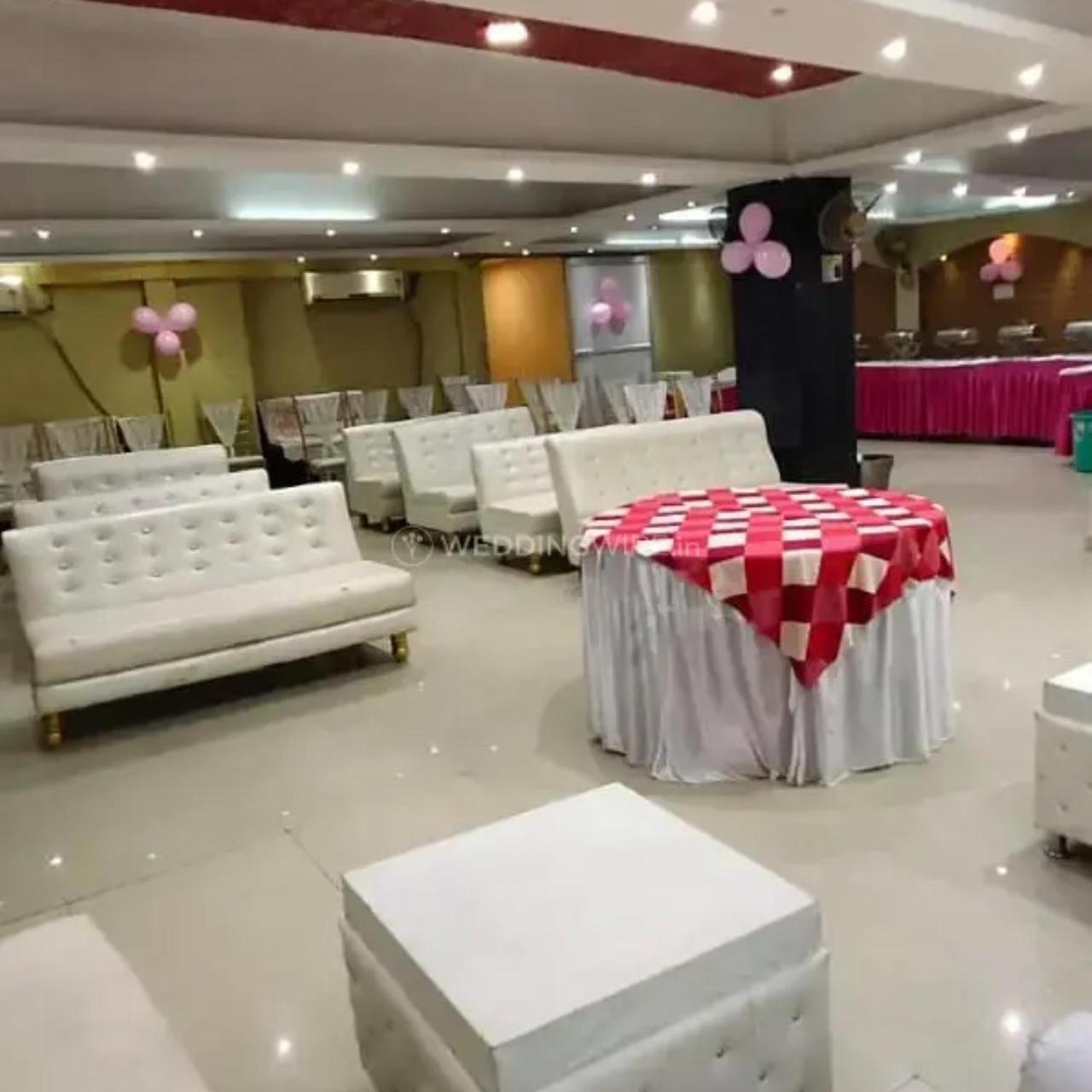 New Kumar Hotel & Banquet ลัคเนา ภายนอก รูปภาพ